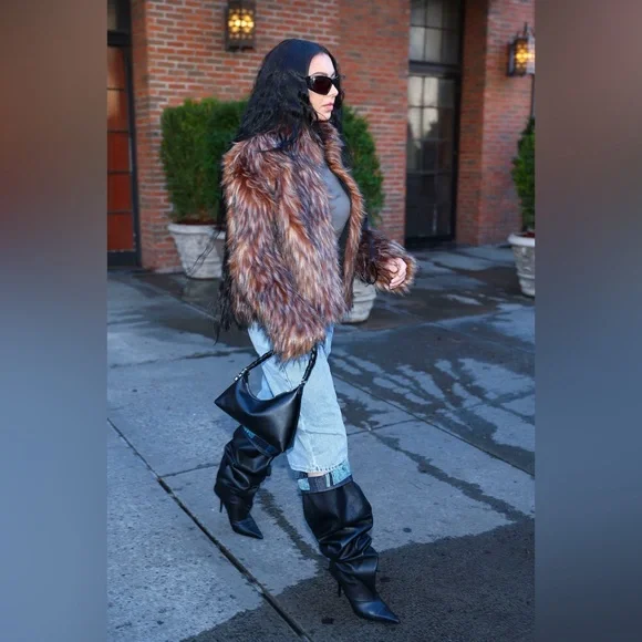 AUPEN TAYLOR SWIFT NIRVANA BAG - Picture 7 of 12